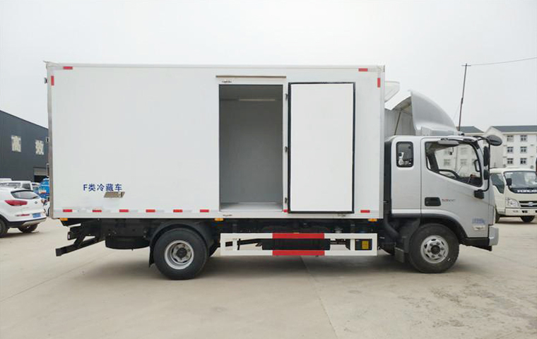 4米2福田欧马可S3冷藏车3.8L156马力